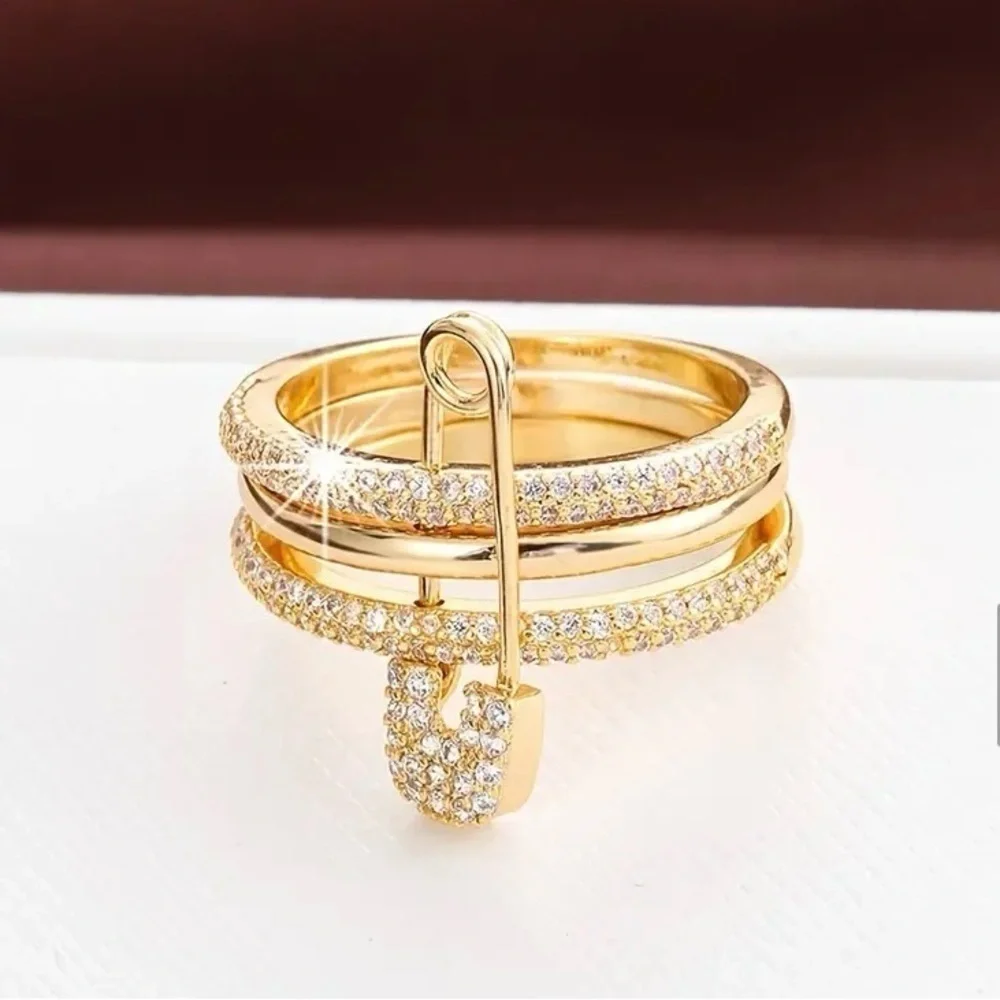 🆕 Cubic Zirconia Gold Tone Safety Pin Multi Layer Ring